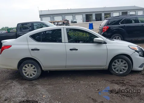 2016 Nissan Versa 1.6 S+ из США, поврежденный, VIN 3N1CN7APXGL886167